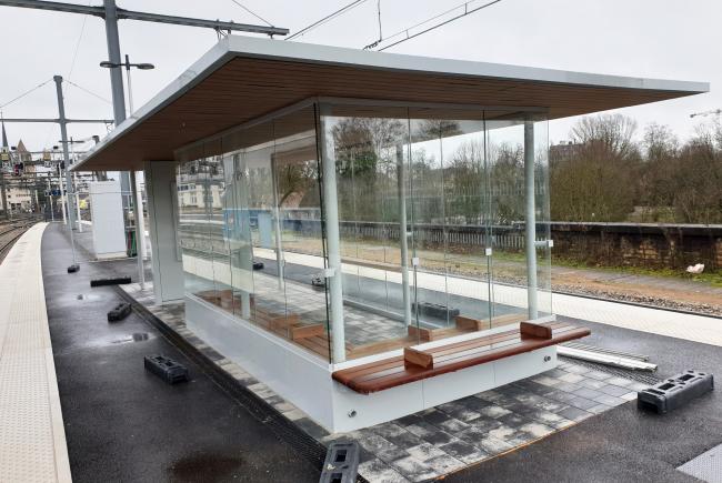 Passengers waiting shelters of Dijon